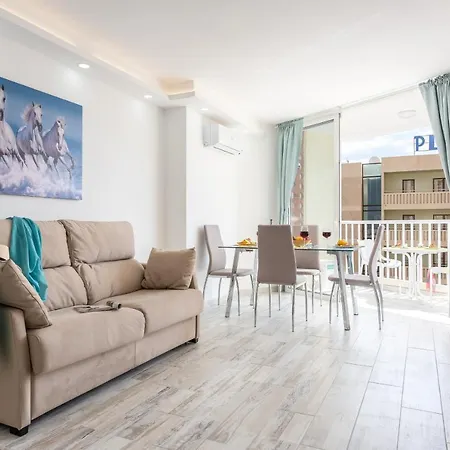 New In Las Americas With Balcony *