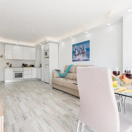 New In Las Americas With Balcony *