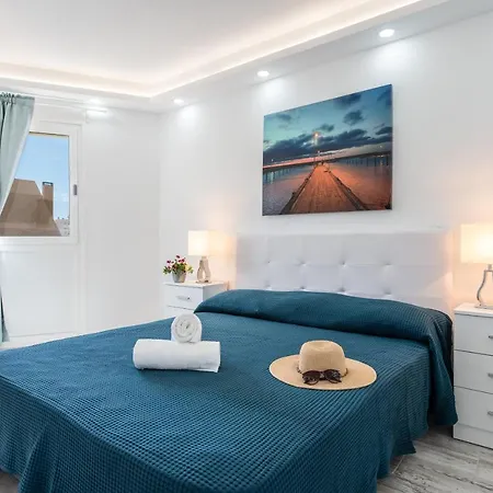 New In Las Americas With Balcony Arona (Tenerife)